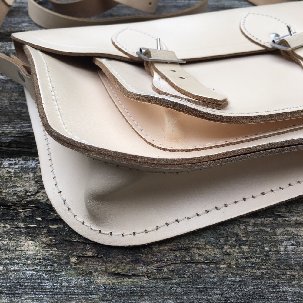 The Cambridge Satchel Company Cream Satchel Crossbody - Picture 5 of 6